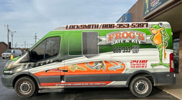 Frog's Safe & Key company van