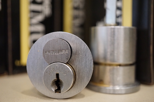An IC core from Schlage.